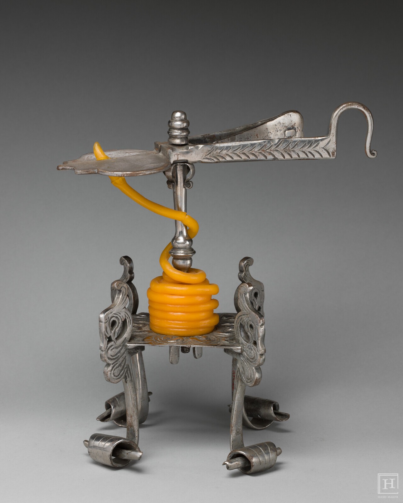 Wax jack that melted sealing wax sticks / Metropolitan Museum of Art